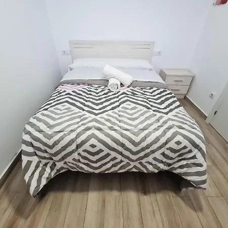 Atico Completo Jaime I Apartment